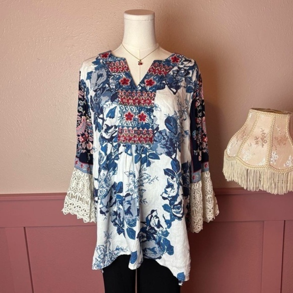 John Mark garden cottage patchwork embroidered lace blouse sz medium blue red